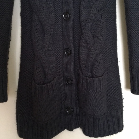 Sweater - Picture 2 of 5